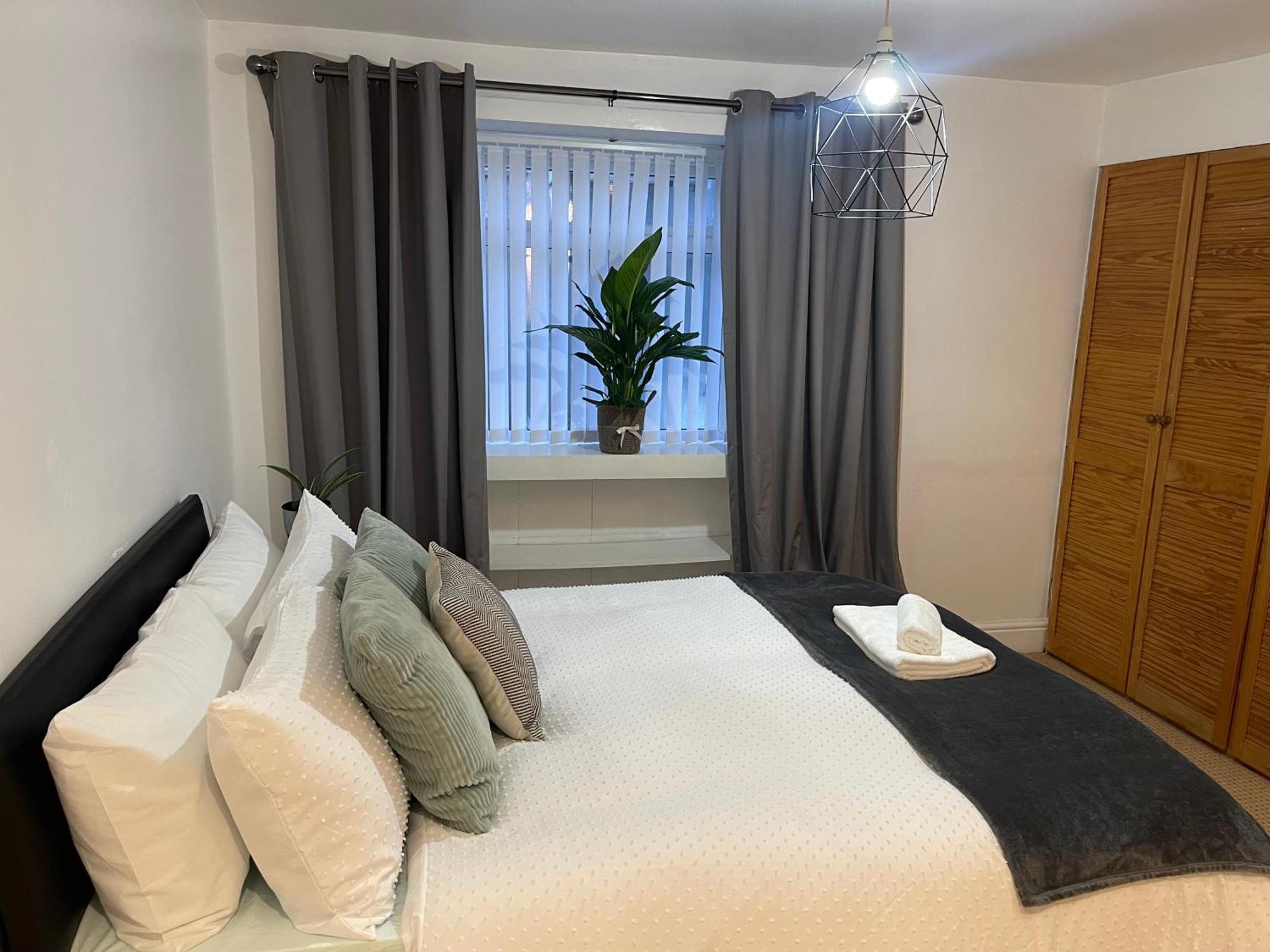 A Lovely One Bed Flat In North Финчли Экстерьер фото